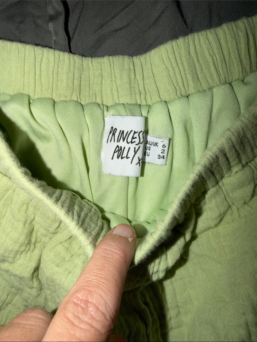 Princess Polly Mint Green Comfy Shorts – Size 2 💚 - Picture 2 of 4